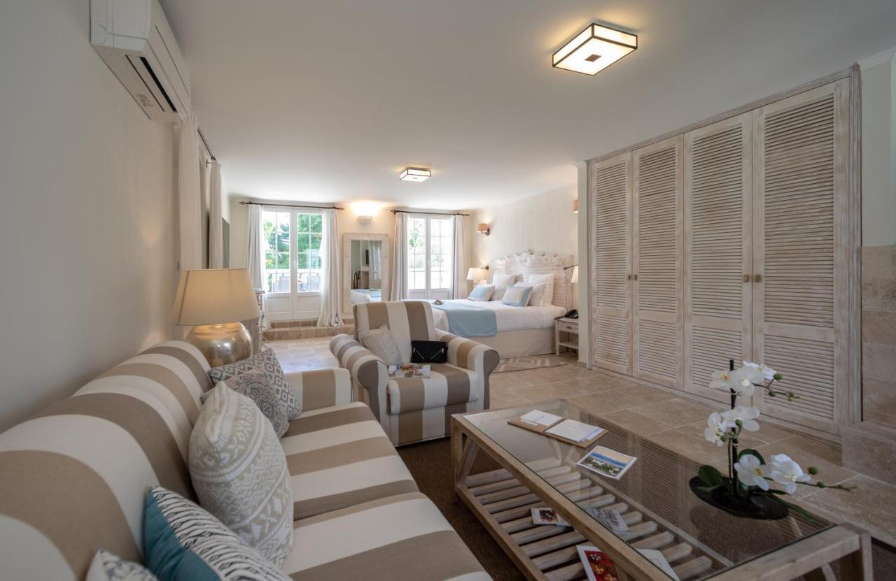Hotel La Bastide Des Salins Saint-Tropez Esterno foto