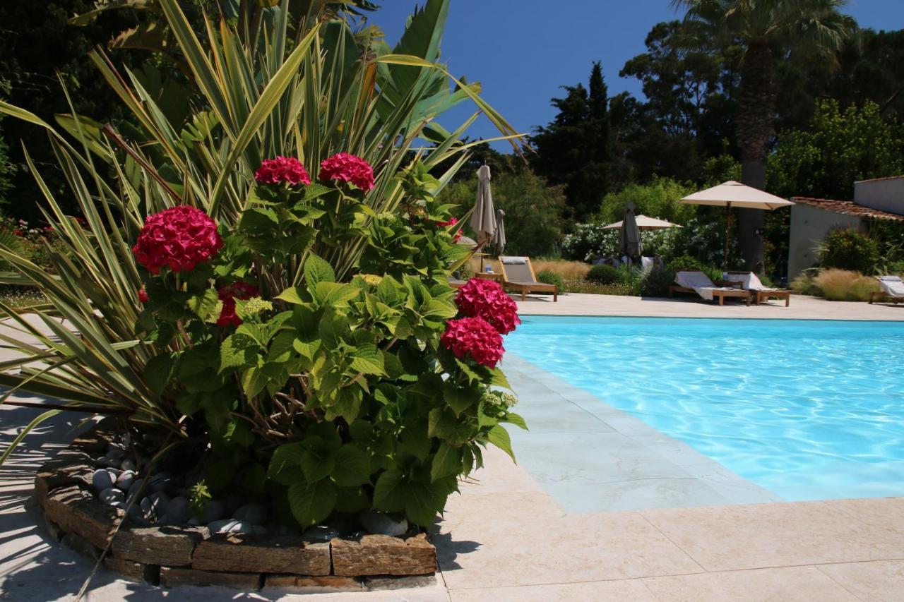 Hotel La Bastide Des Salins Saint-Tropez Esterno foto